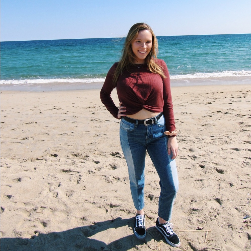 Meet your Posher, Emily